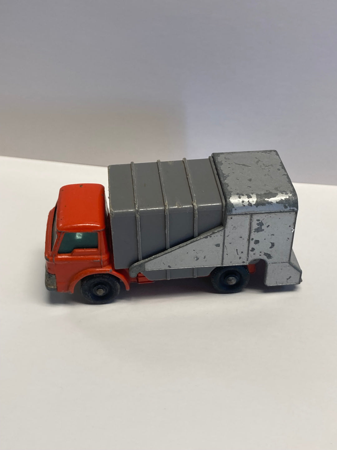 Matchbox Lesney Refuse Truck #7