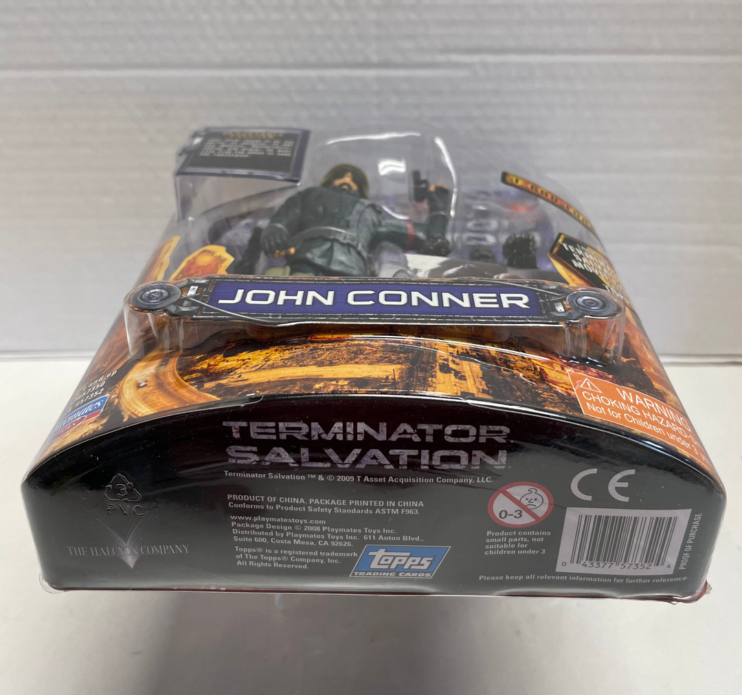 Terminator Salvation John Connor Action Figure & T-600 Torso NISB Playmates 2009